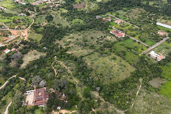 LOTE CON GRAN EXTENSIÓN EN BARICHARA