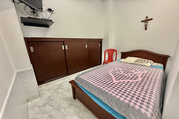 CASA AMPLIA DE 4 NIVELES, IDEAL PARA FAMILIA JOVEN Y ACOGEDORA 