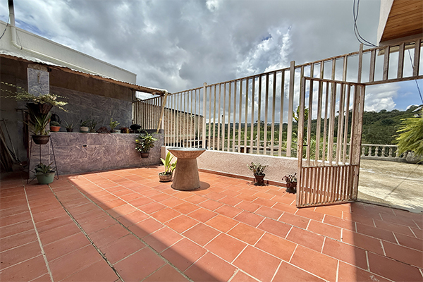 EXCLUSIVA CASA CAMPESTRE EN LEBRIJA 