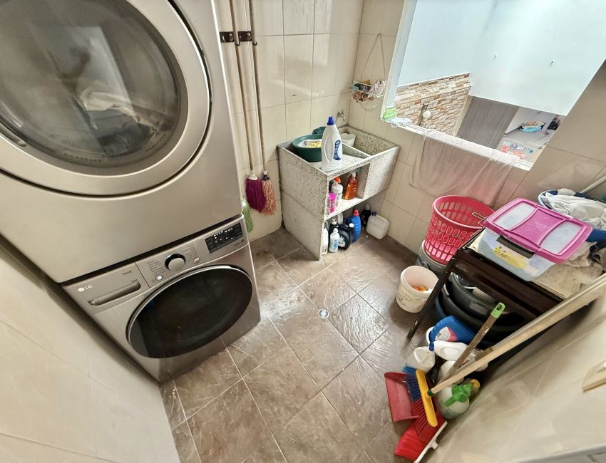 AMPLIA CASA,IDEAL PARA FAMILIAS QUE BUSCAN CONFORT