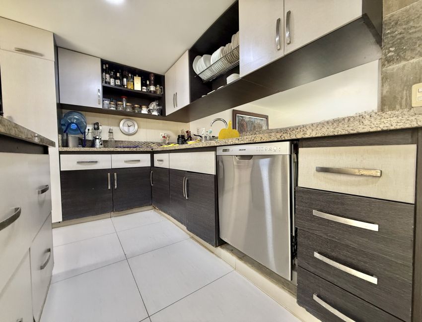 AMPLIA CASA,IDEAL PARA FAMILIAS QUE BUSCAN CONFORT