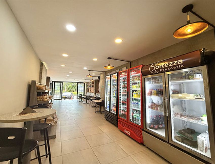 Excelente local para Inversión en Cabecera 140 mts2 