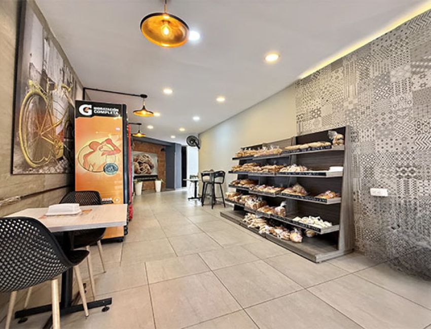 Excelente local para Inversión en Cabecera 140 mts2 