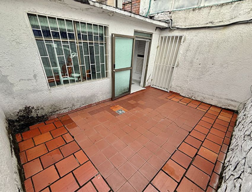 Casa Comercial en la Calle 52 entre Carreras 31 - 33