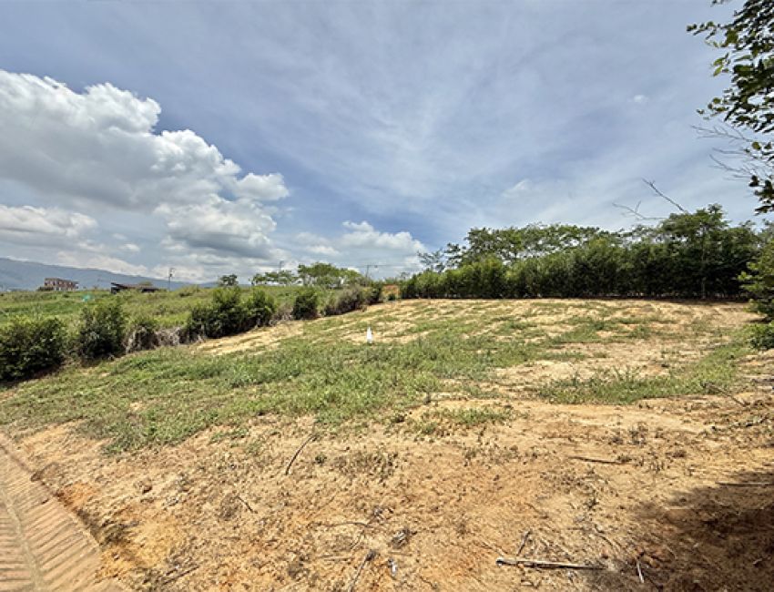 LOTE EN RUITOQUE RESORT