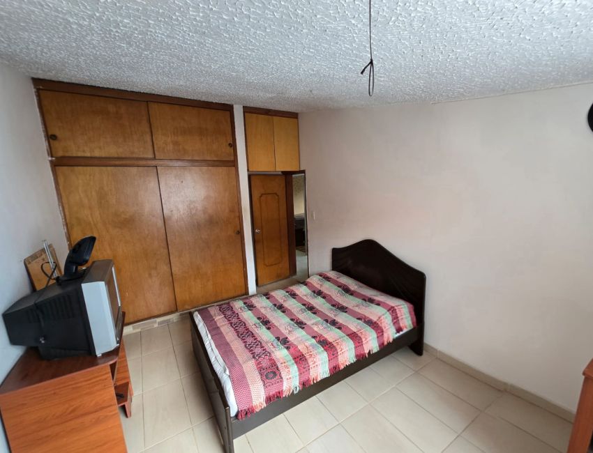 Hermosa casa amplia con piso renovado, espacios que enamoran y confort para disfrutar 