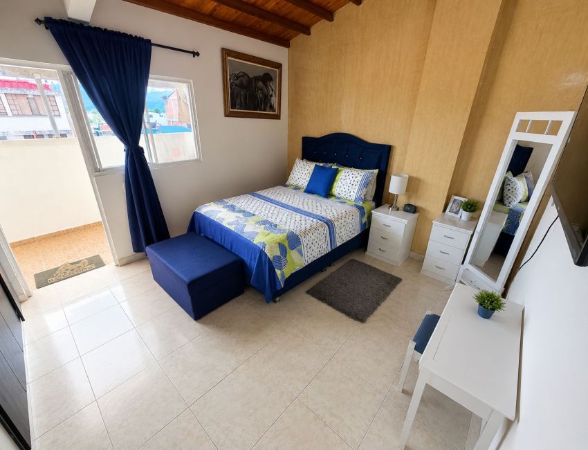 GRAN OPORTUNIDAD APTO DUPLEX URBANIZACION CENTAUROS