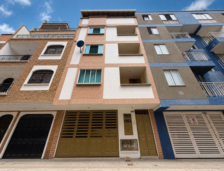 GRAN OPORTUNIDAD APTO DUPLEX URBANIZACION CENTAUROS