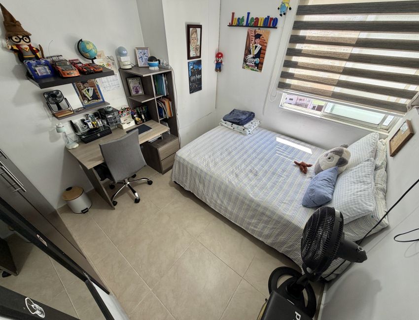 HERMOSO APARTAMENTO CON EXCELENTE VISTA