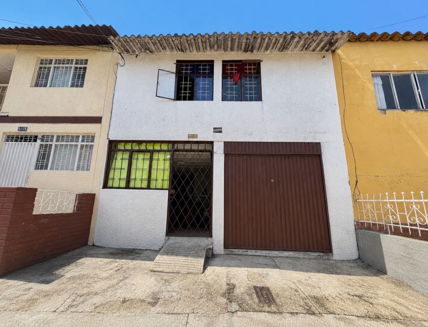 VENDO CASA EN LAGOS II 