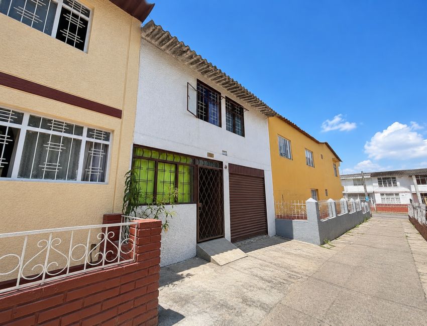 VENDO CASA EN LAGOS II 