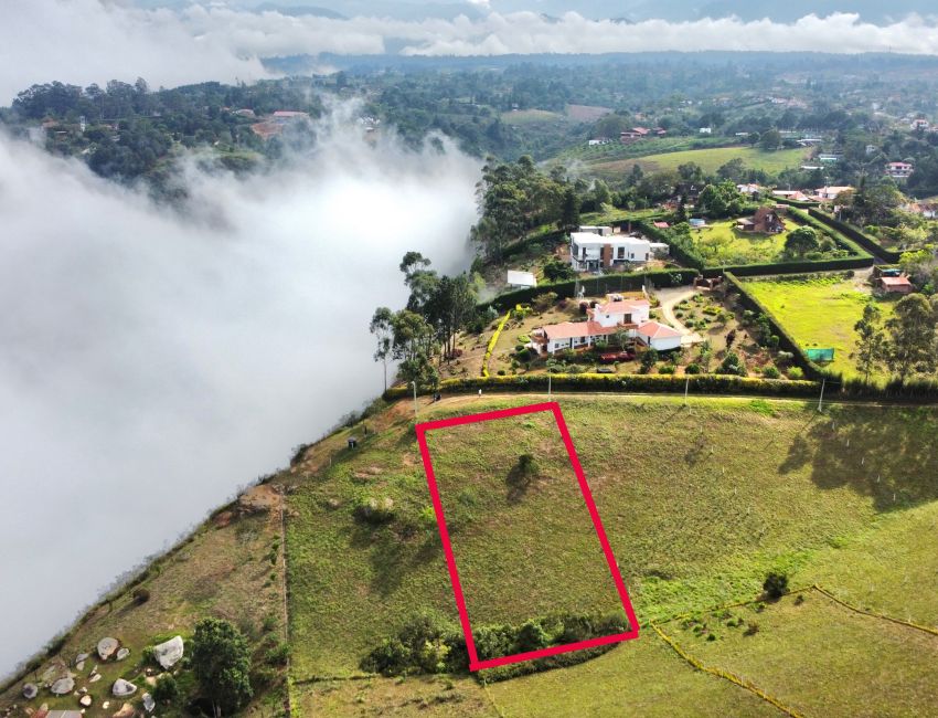 LOTE CON VISTA ESPECTACULAR!