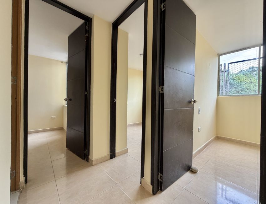 APTO EN VENTA PRADOS DE MIRAFLORES 175 MILLONES. 