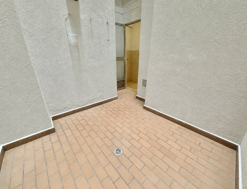 APTO EN VENTA PRADOS DE MIRAFLORES 175 MILLONES. 