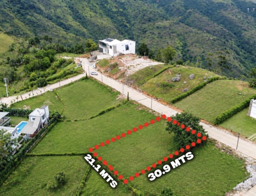CONSTRUYE LA CASA DE TUS SUEÑOS 