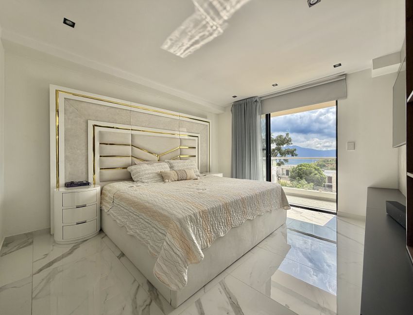 Hermosa casa en Acapulco con 3 alcobas principales 